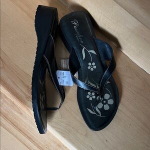 Black Floral Wedge Flip Flops - Women's